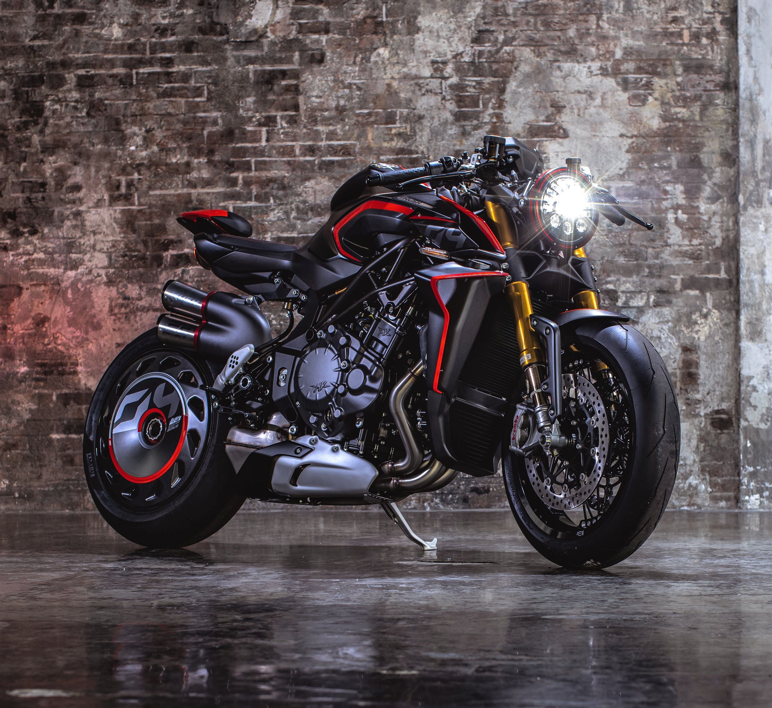 MV Agusta Brutale 1000 Serie Oro Prototype: Reinventing an 