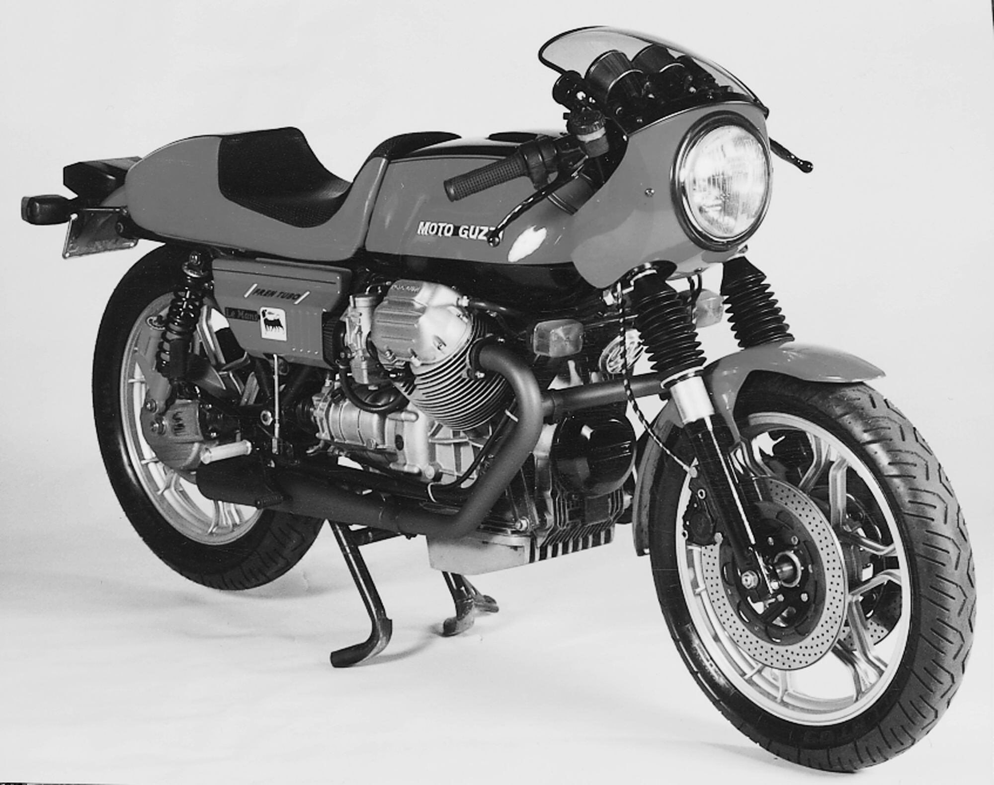 Retrospective: Moto Guzzi Le Mans | Cycle World