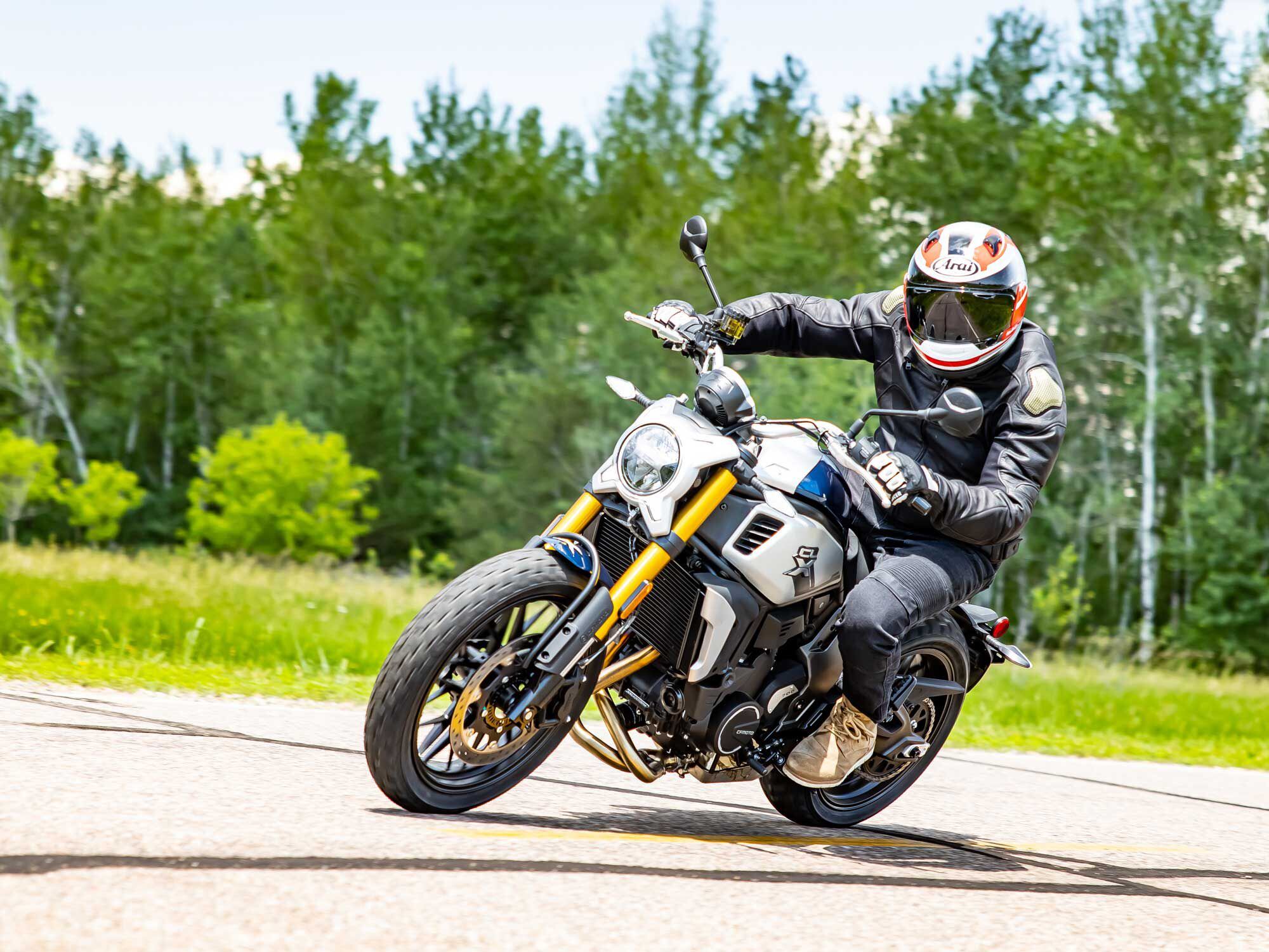The 700CL-X is all about upright comfort.
