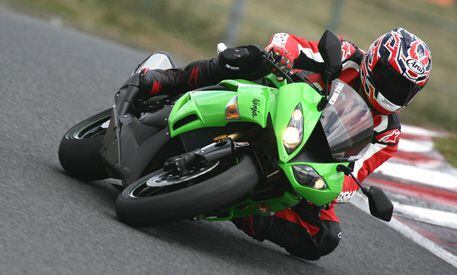 First ride and review on 2021 Kawasaki zx6r | #636 - YouTube