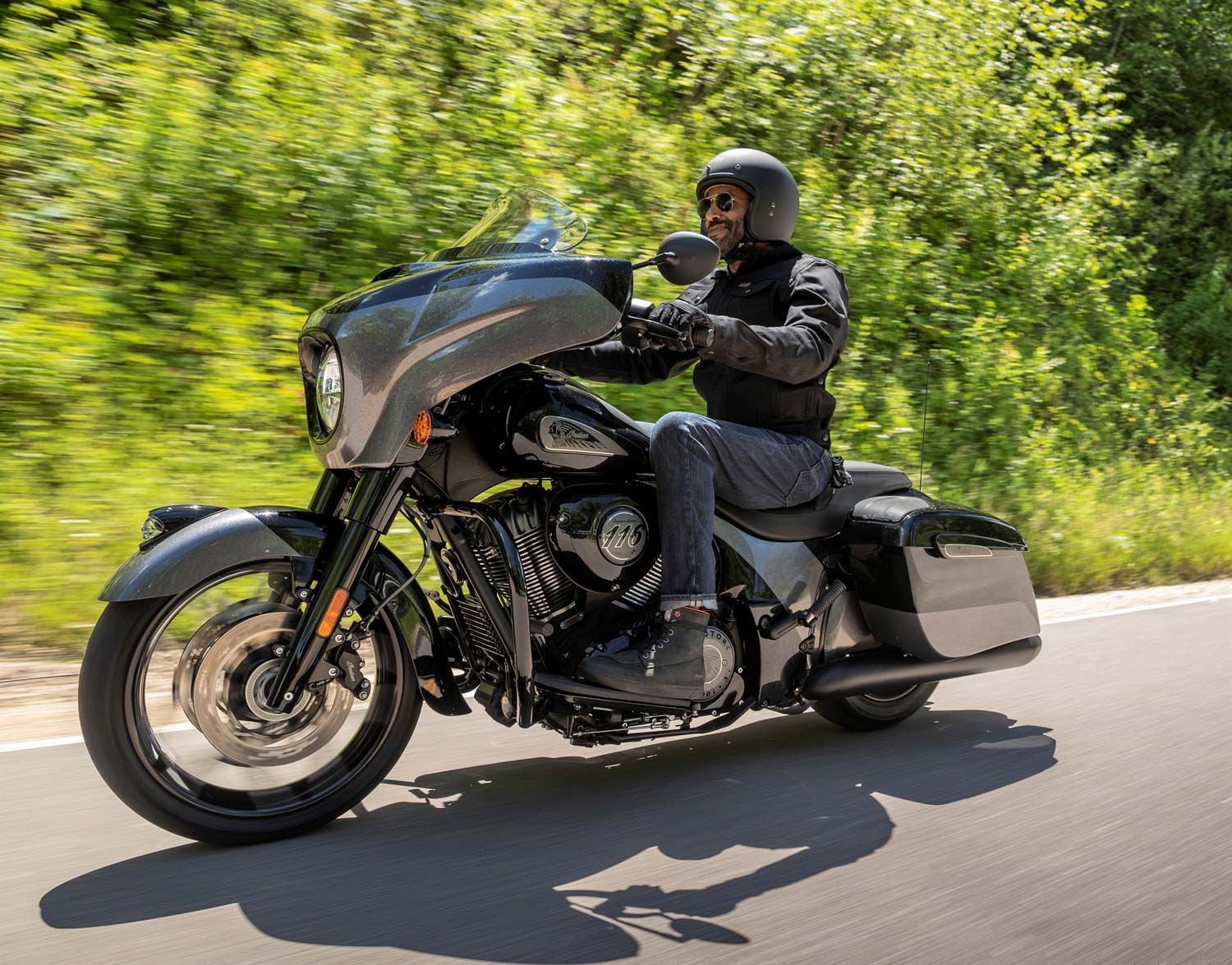 Indian’s Chieftain Elite bagger rolls into 2021 with the same, air-cooled Thunderstroke 116 engine and more subdued bodywork.