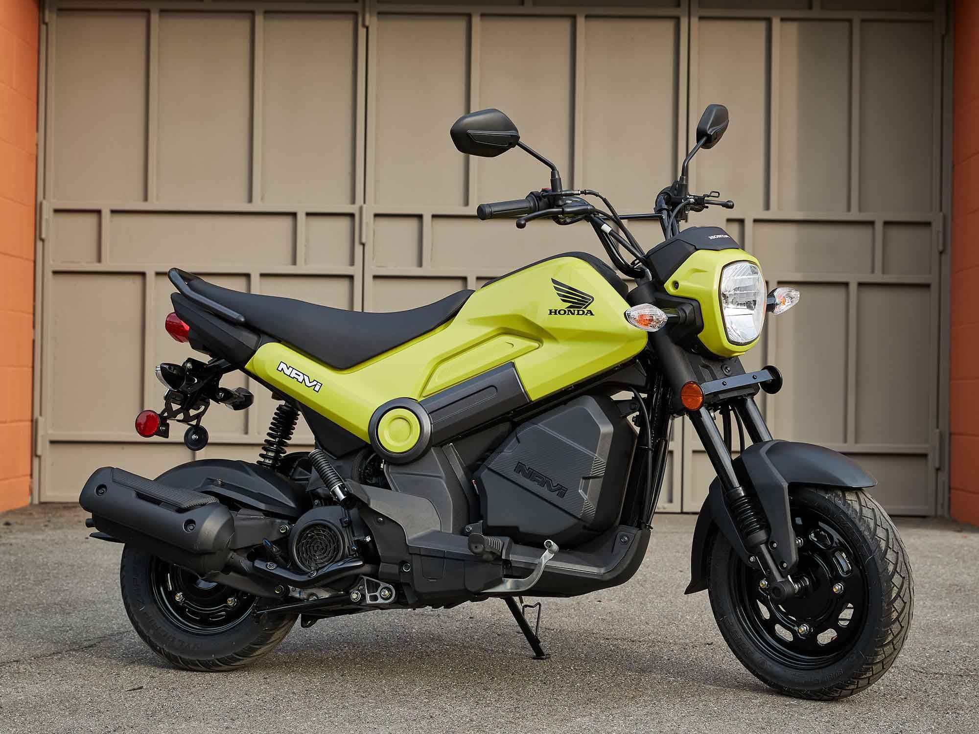 With an MSRP of $1,807, the Navi is Honda’s attempt at broadening the reach of its minimoto lineup through an affordable, fun, and new-rider-friendly package.