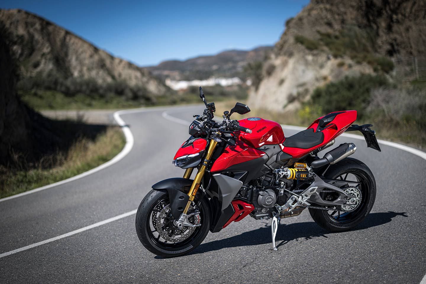 2025 Ducati Streetfighter V2 S First Ride | Cycle World