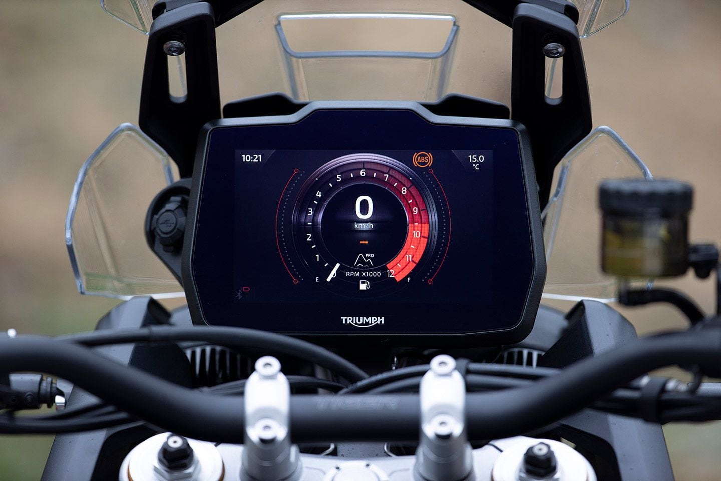 A 7.1-inch TFT dash is bright and easy to read in any lighting conditions.