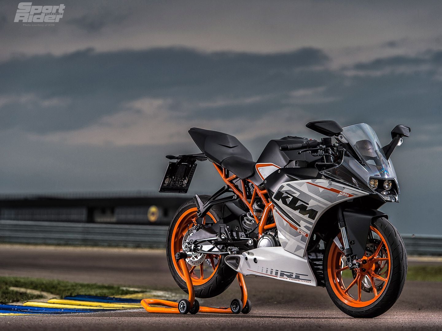 Video 2015 Ktm Rc 390 First Ride Review Cycle World