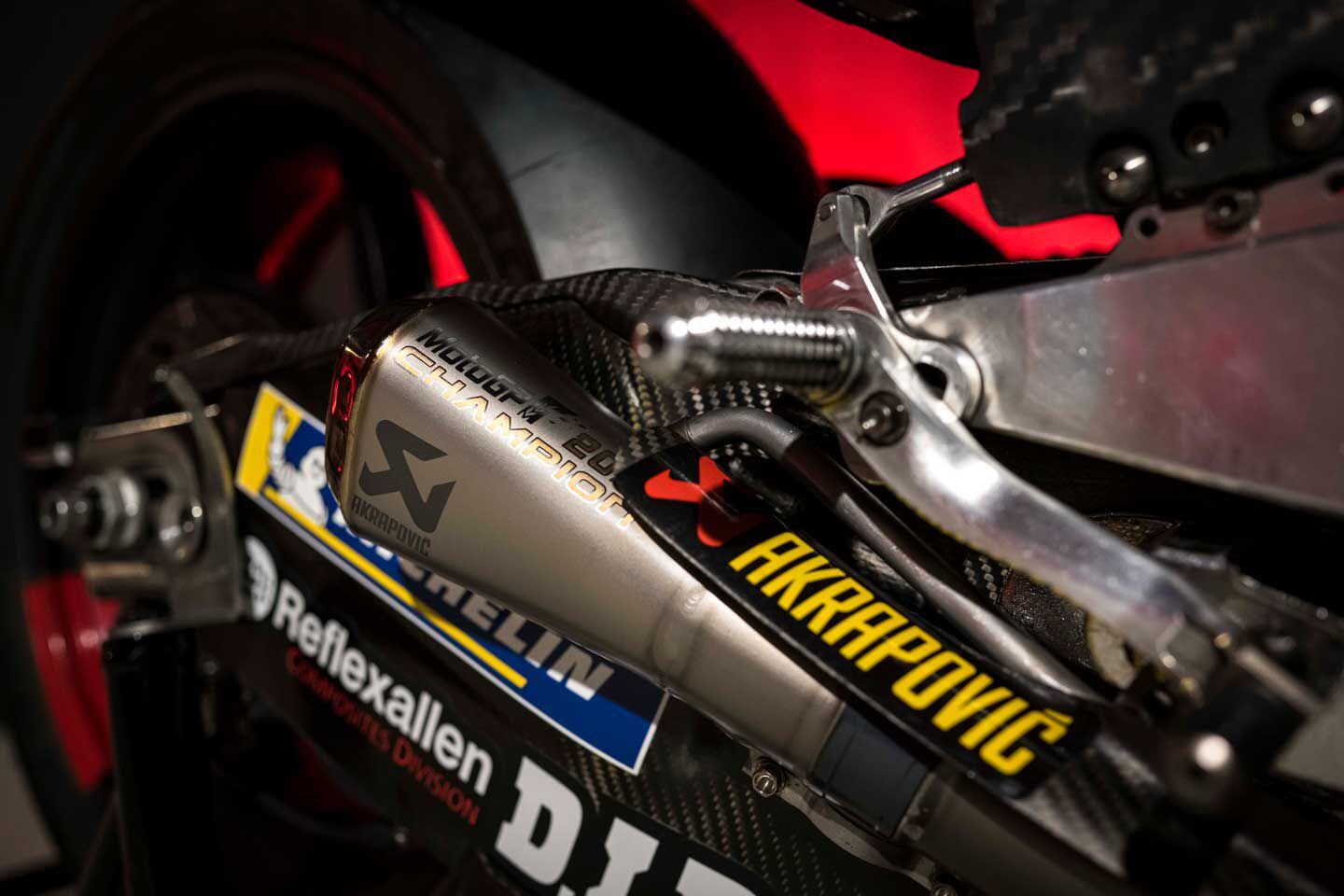 Akrapovič exhaust systems are included on all versions, as are Rizoma rearsets.