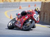 1995 AMA Superbikes: Fast By Ferracci Ducati 955 | Cycle World