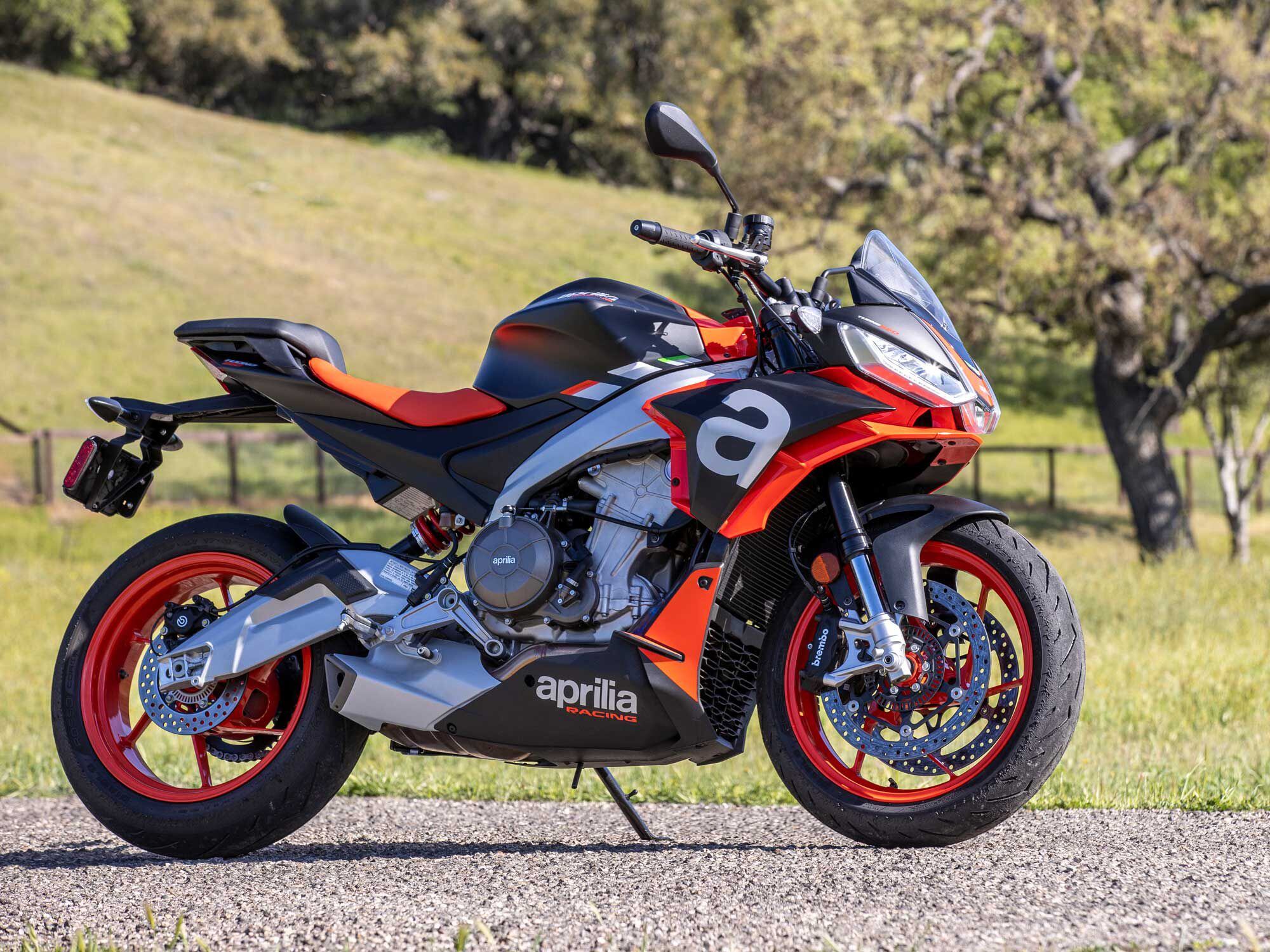 The Aprilia Tuono 660 is <i>Cycle World</i>’s Best Middleweight Streetbike for 2021.