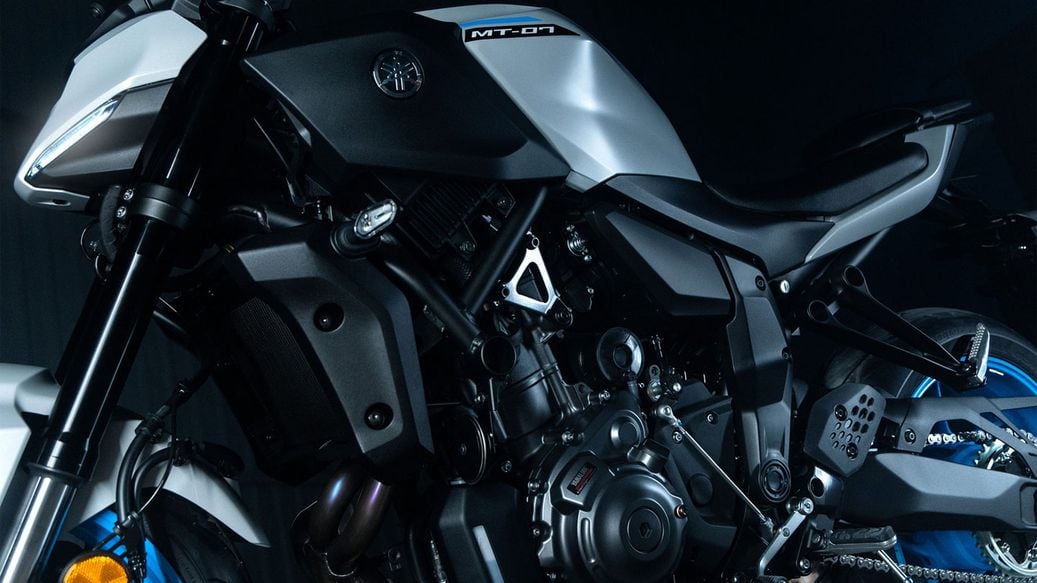 2025 Yamaha MT-07 & MT-03 | Cycle World