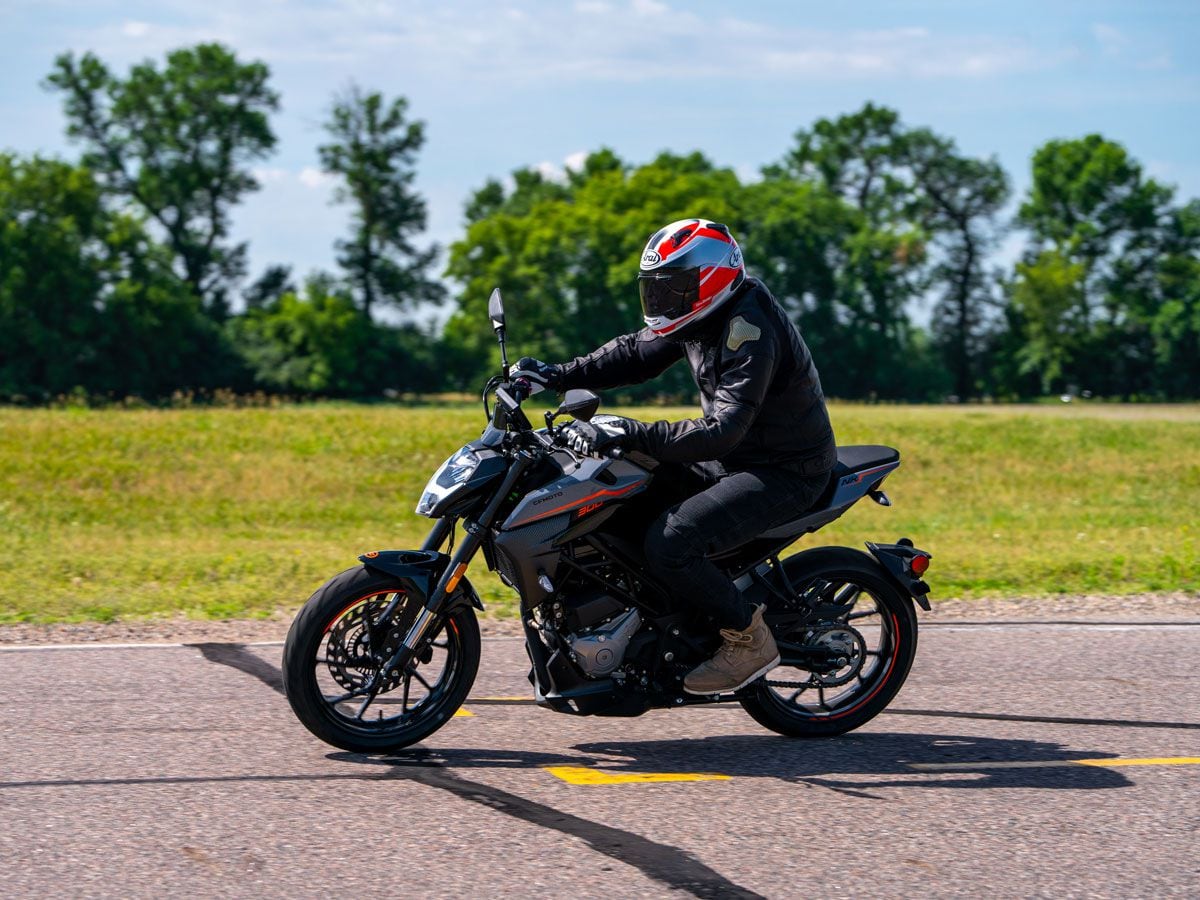 The 29 hp 300NK is a super-capable entry-level sportbike and provides much more comfort than the 300SS.