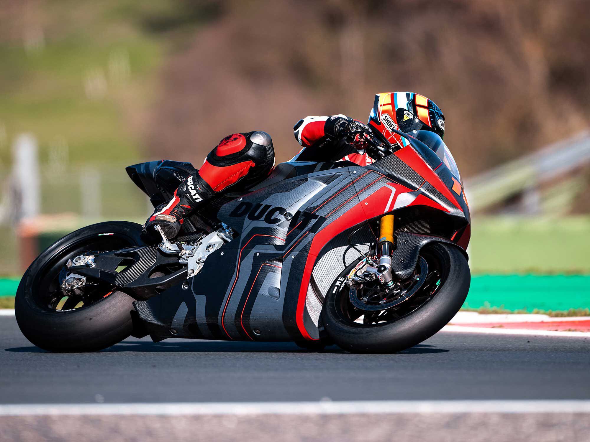 The new MotoE machine, the V21L, looks to be everything Ducati promised it would be: a legitimate racebike.