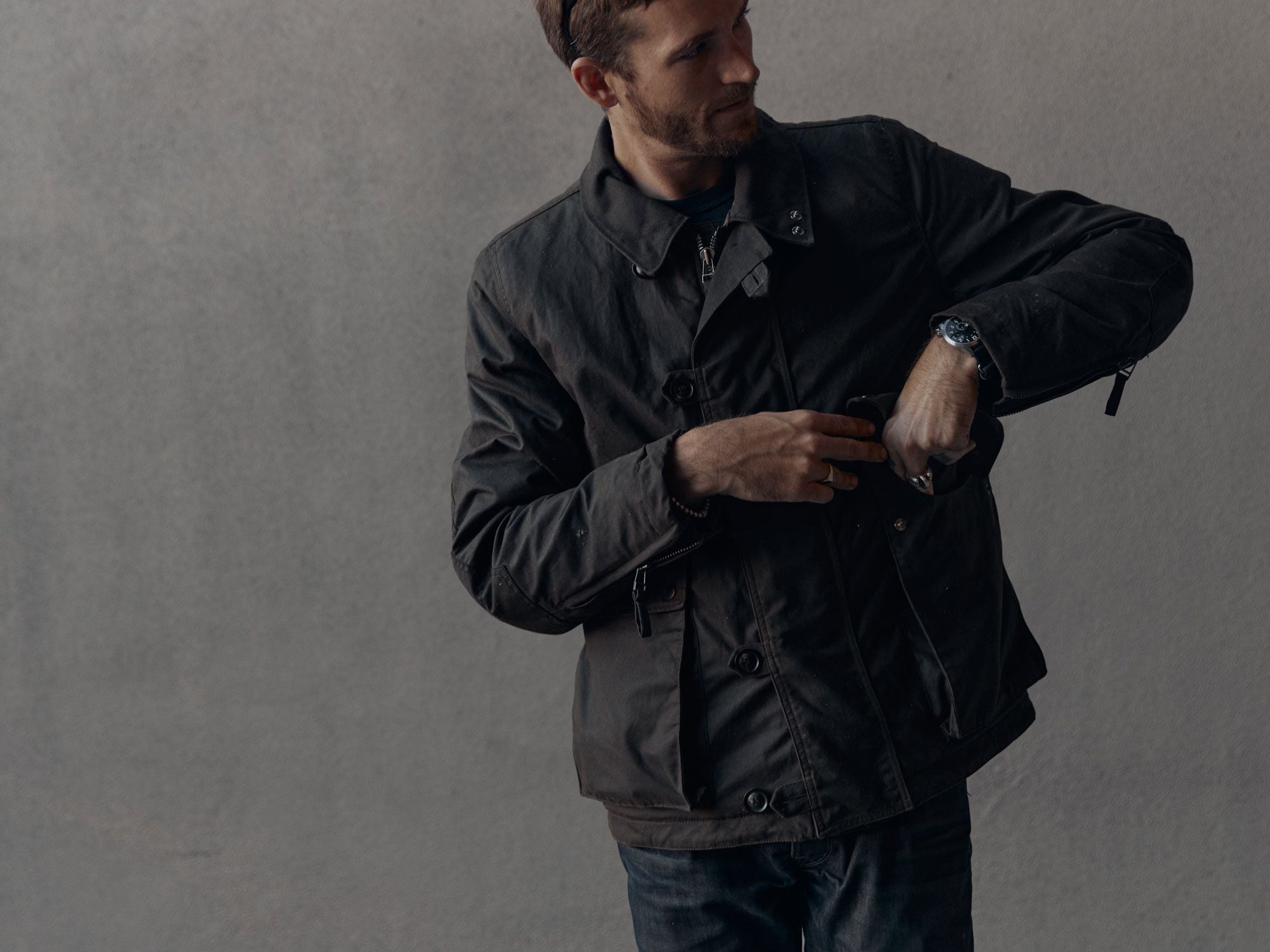 The entire Eversholt jacket is lined with a hybrid Dyneema/aramid fabric. Every seam is engineered to take 12 Nm of force.