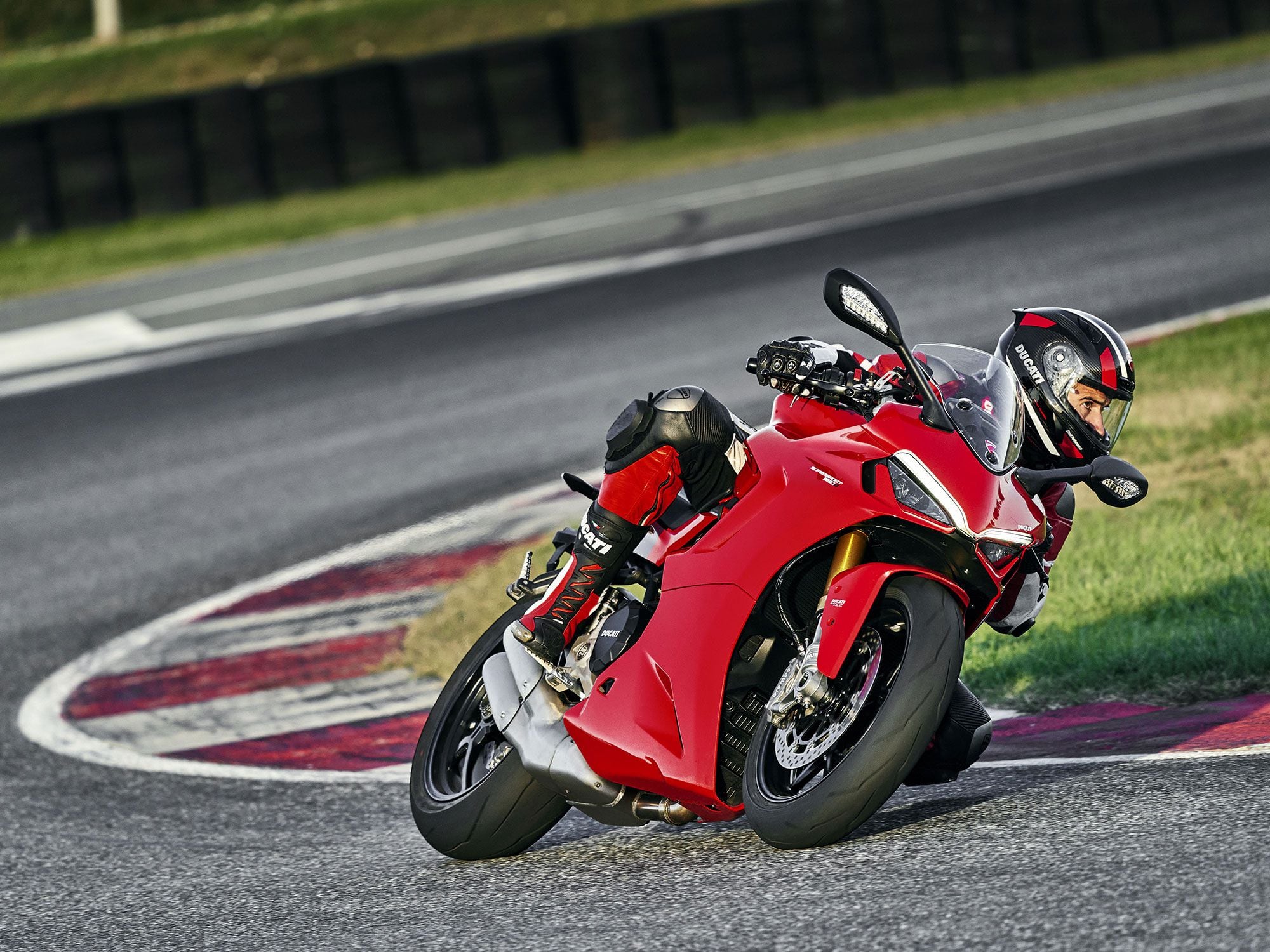 Will the 950 SuperSport sell 10,000 units like SOHC-powered units that came before it? Only time will tell.