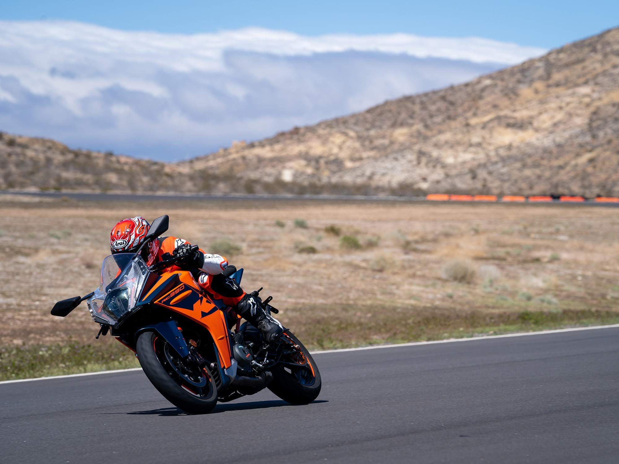 The RC 390 is worthy of an exhilarating zing in top gear, consistently indicating speeds of more than 100 mph via its TFT display.