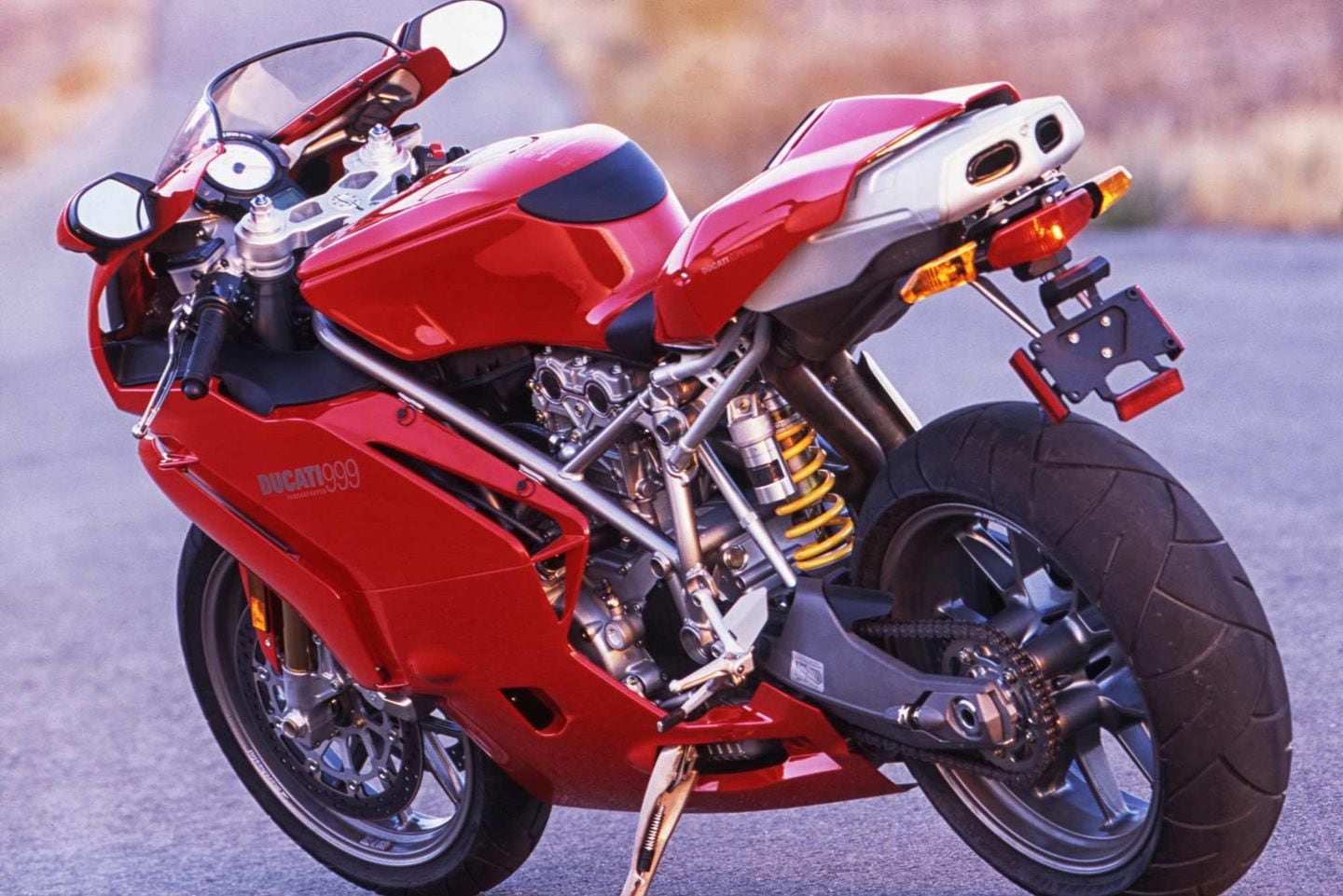999S vs. Panigale V4 S Cycle World
