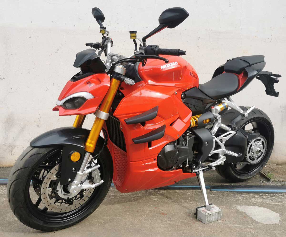 The company’s MX500 model is even less successful at copying the Streetfighter V4, both in styling and performance.