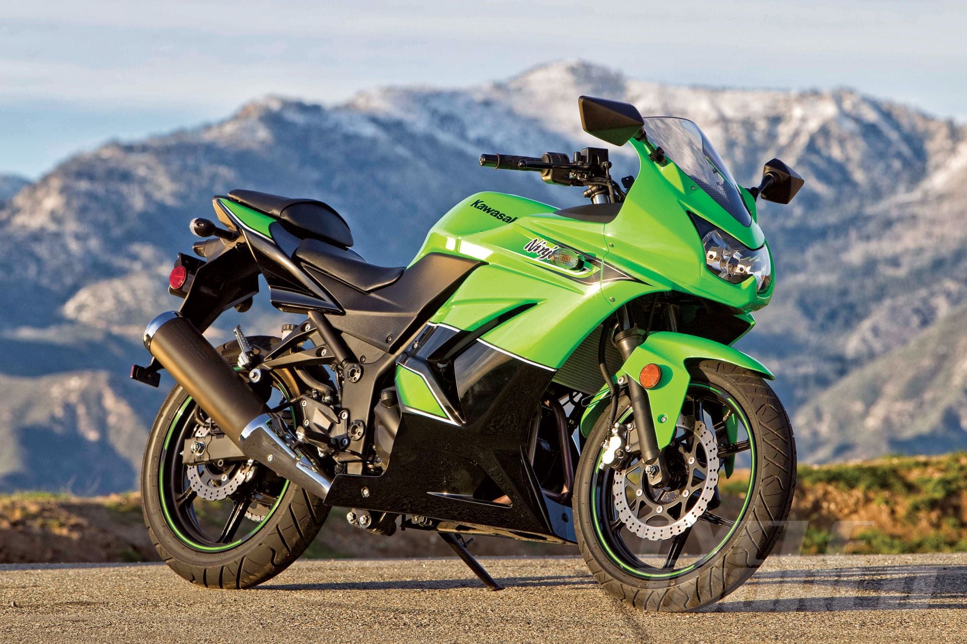 Kawasaki Ninja 250R BEST USED Entry Level Sportbike Motorcycle Review Cycle World