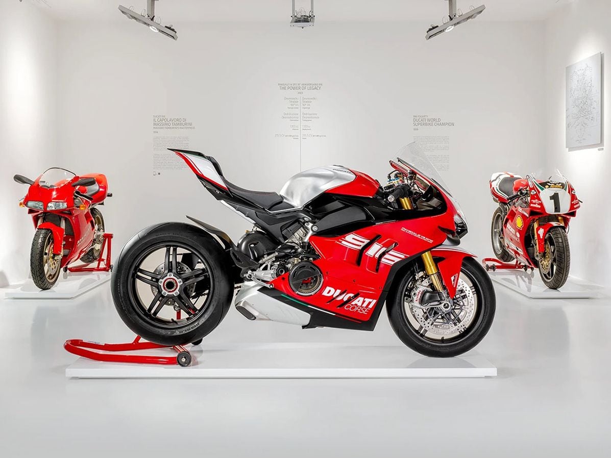 2024 Ducati Panigale V4 SP2 30th Anniversario 916 First Look Cycle World