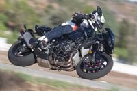 Triumph daytona 2021. Триумф дайтона 2021. Ko moto. Ko moto. Race sports учсдедтп goutooor.