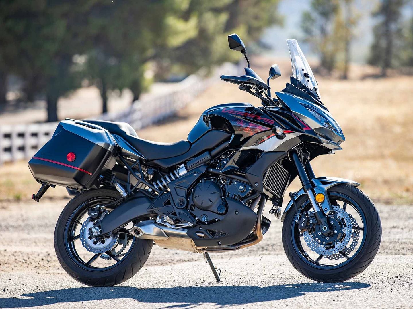 Kawasaki versys 650 tourer 2021 top