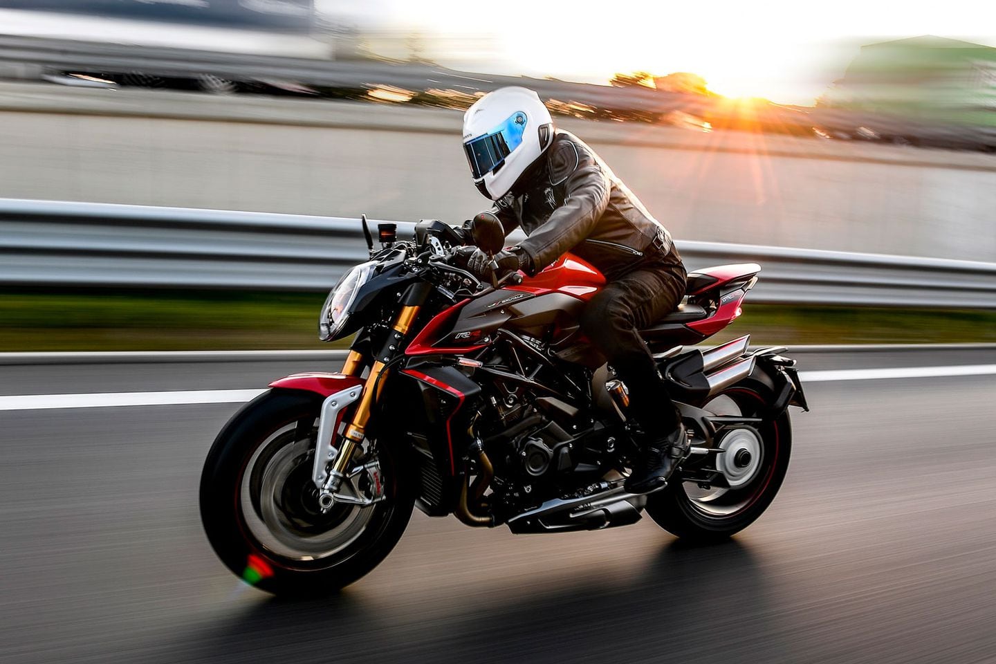 РњРѕС‚Рѕ MV Agusta 800 brutale