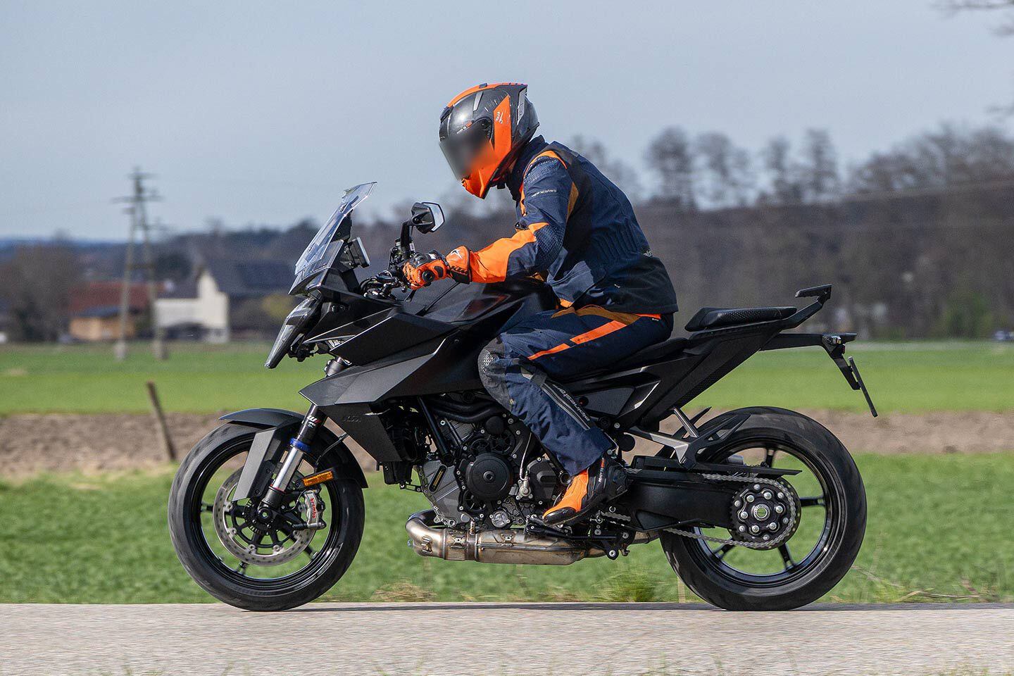 We recently grabbed shots of KTM’s 2025 1390 Super Duke GT testing.