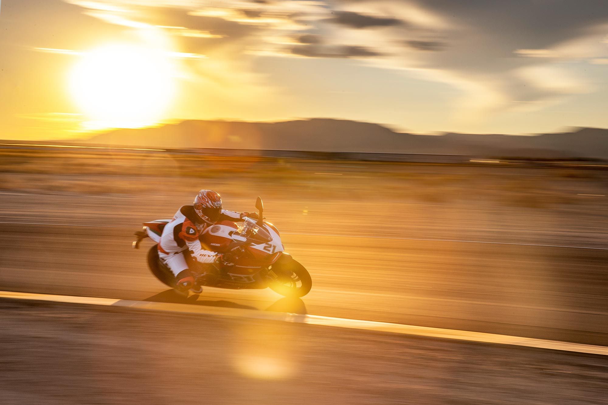 If you want to ride off into the sunset on a V2 Bayliss, we’d argue it offers the most bang-for-the-buck in Ducati’s superbike lineup.