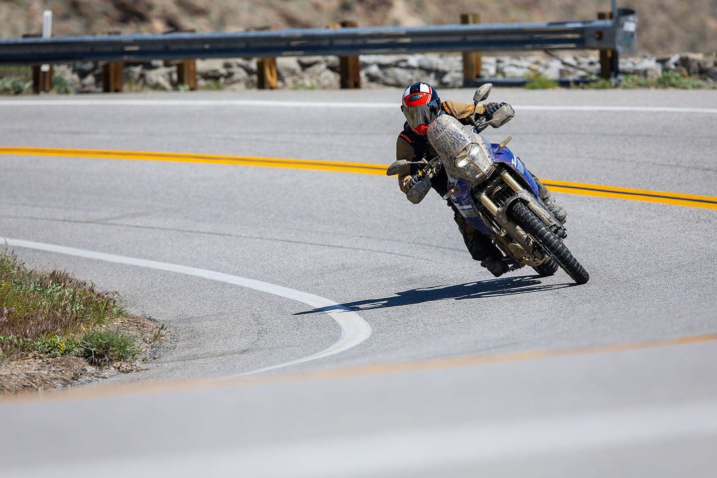 Carving up twisty pavement in the XD-5’s “on-road” configuration.