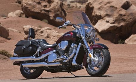 Big Baggers 2008 Suzuki Boulevard C109RT Cycle World