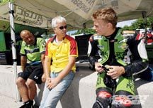 www.cycleworld.com