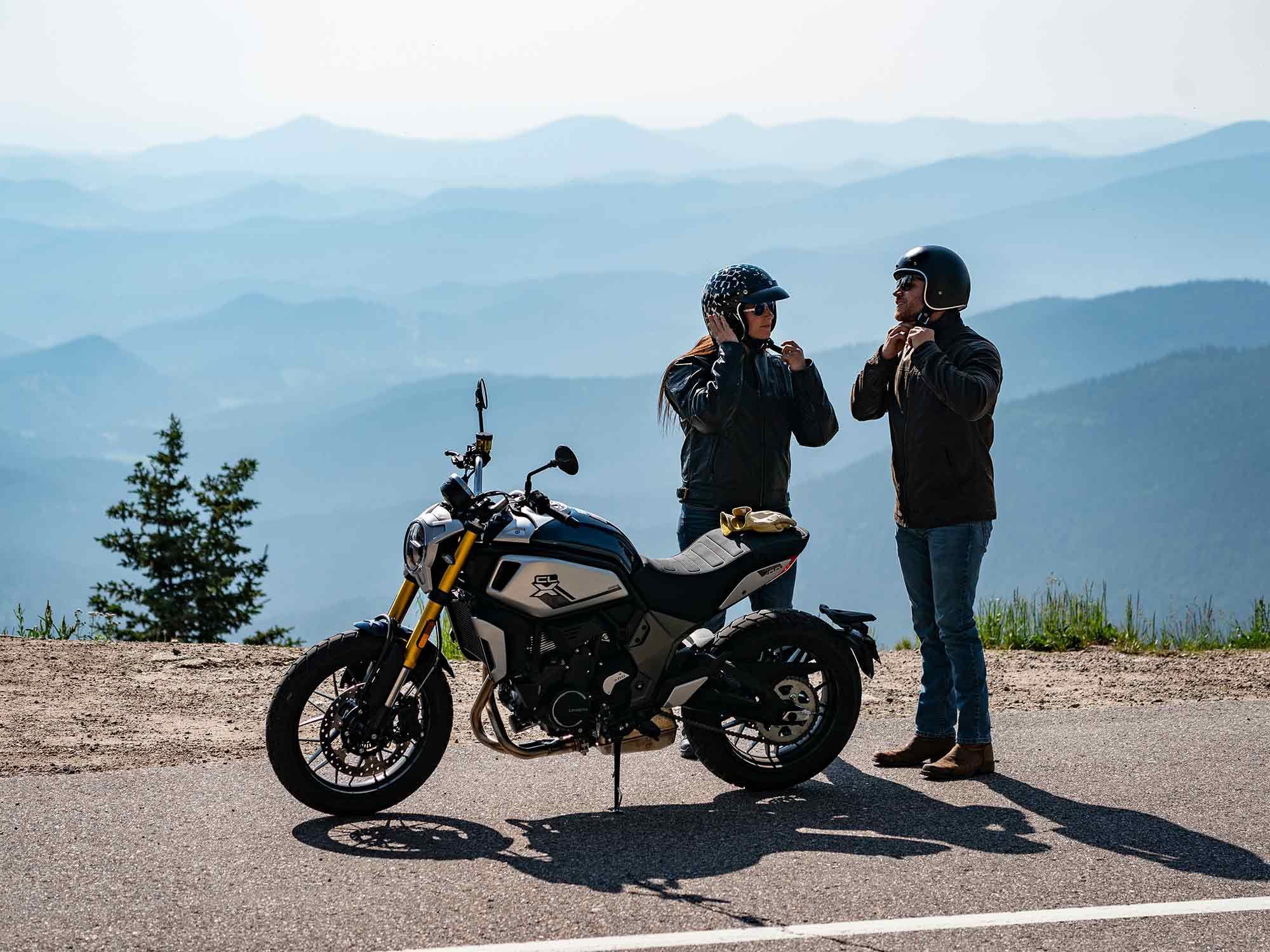 The 700CL-X is available in two colorways, Twilight Blue and Coal Gray. MSRP is $6,499, and the bike comes with a two-year manufacturer warranty.