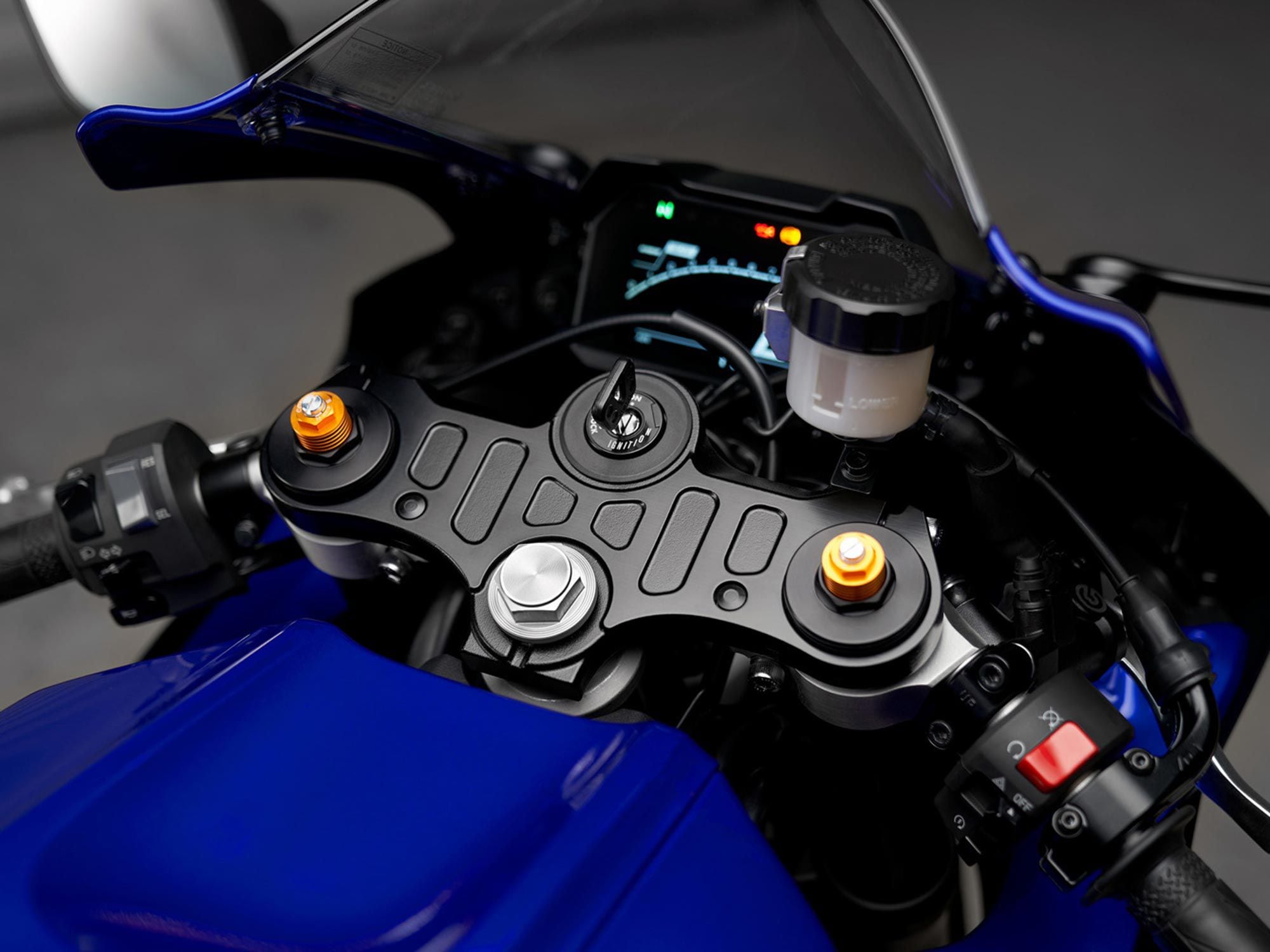 Adjustable suspension, clip-on bars, and forged lower triple clamp hint at the sporting potential of the YZF-R7.