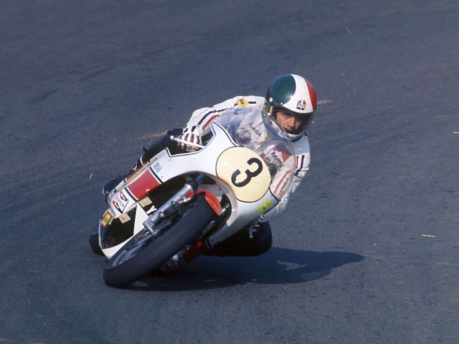 Agostini’s last two world championships came on Yamaha two-strokes.