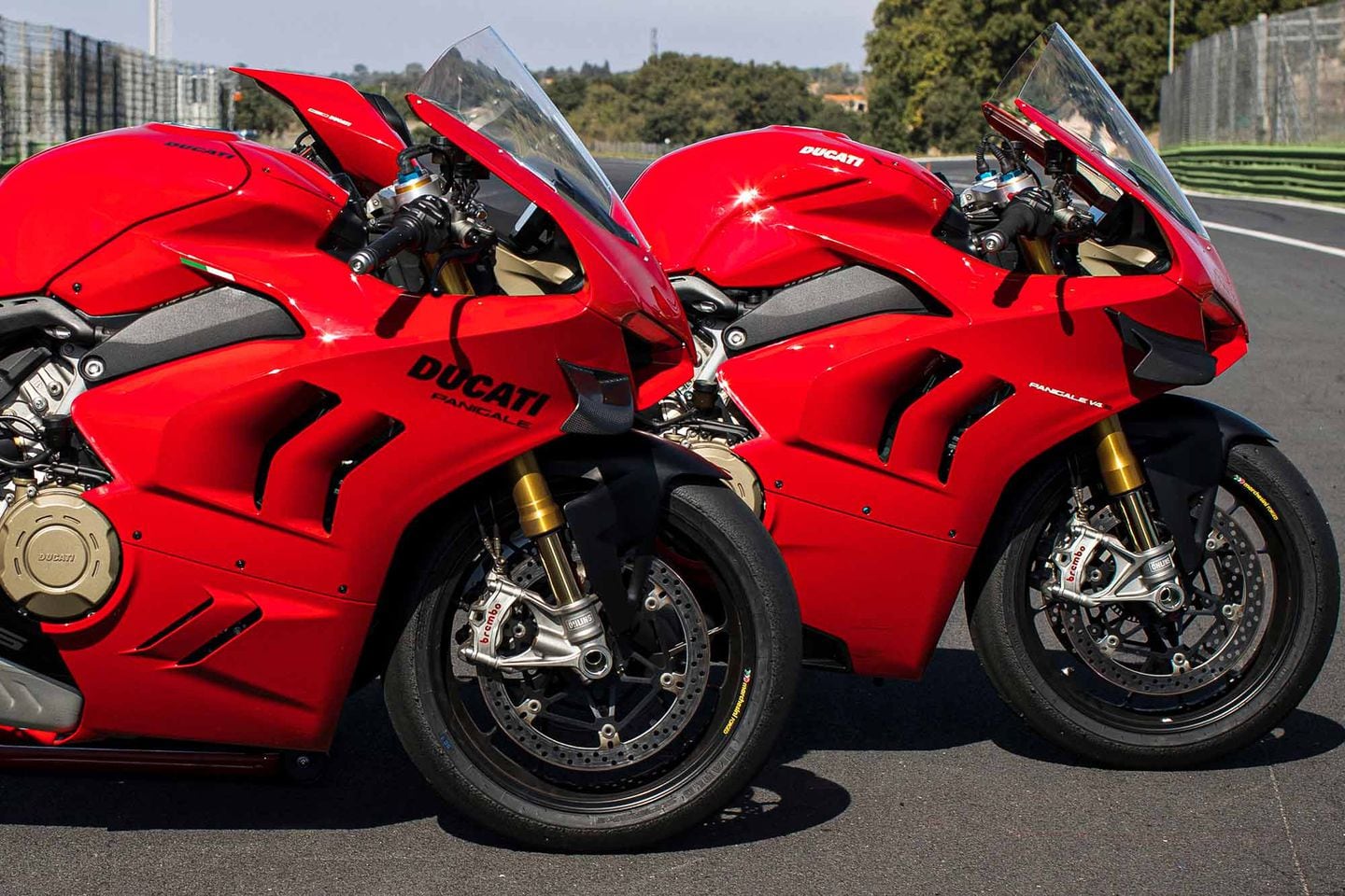 How Much Better Is the 2022 Ducati Panigale V4 S Cycle World