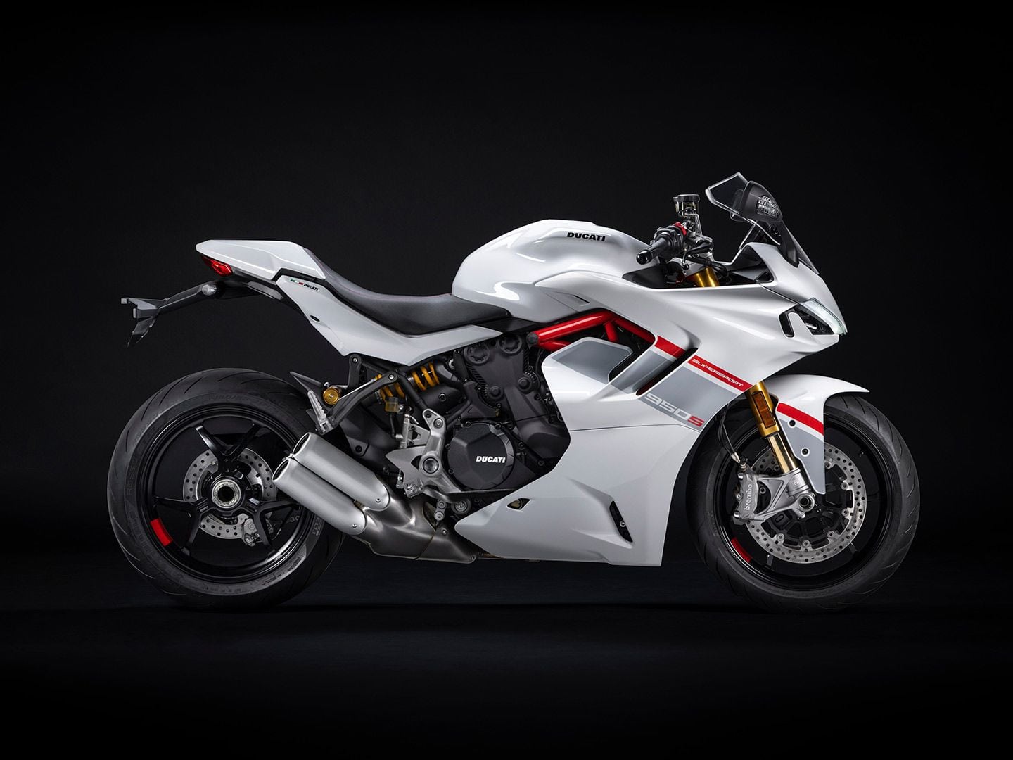 2024 Ducati SuperSport 950 Buyer's Guide: Specs, Photos, Price