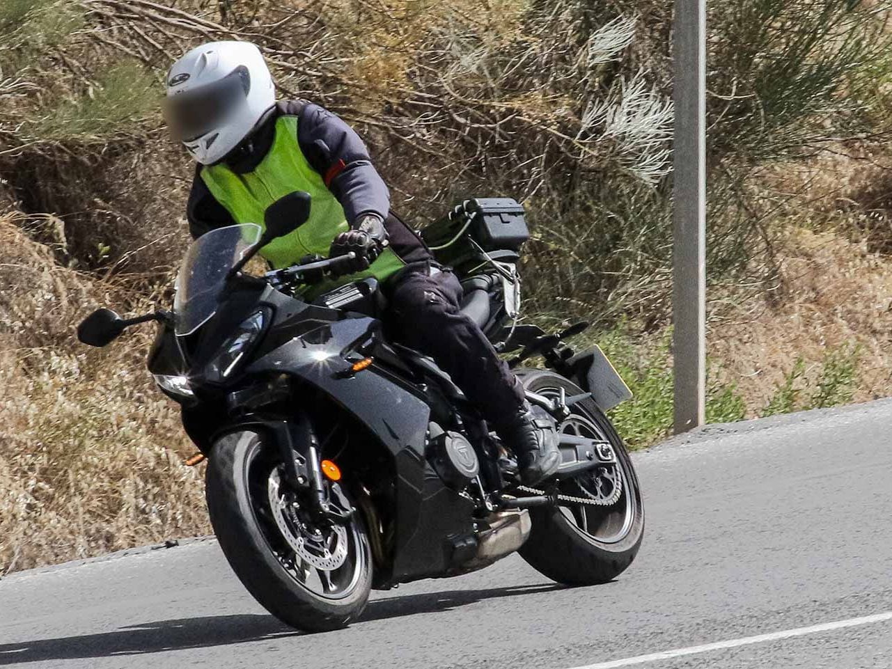 www.cycleworld.com