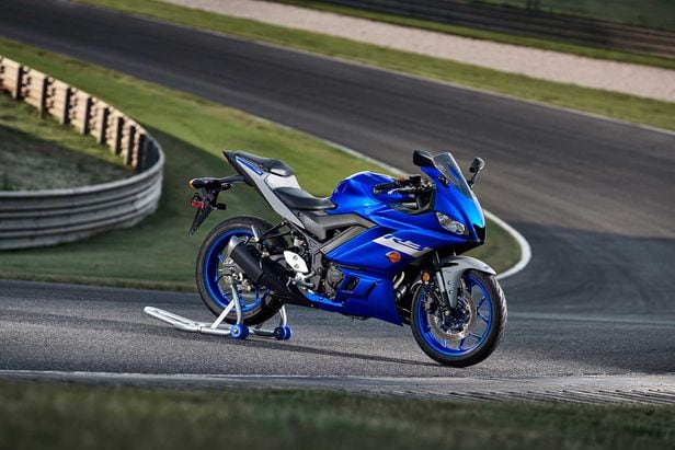 Yamaha yzf r3 2021 price cheap