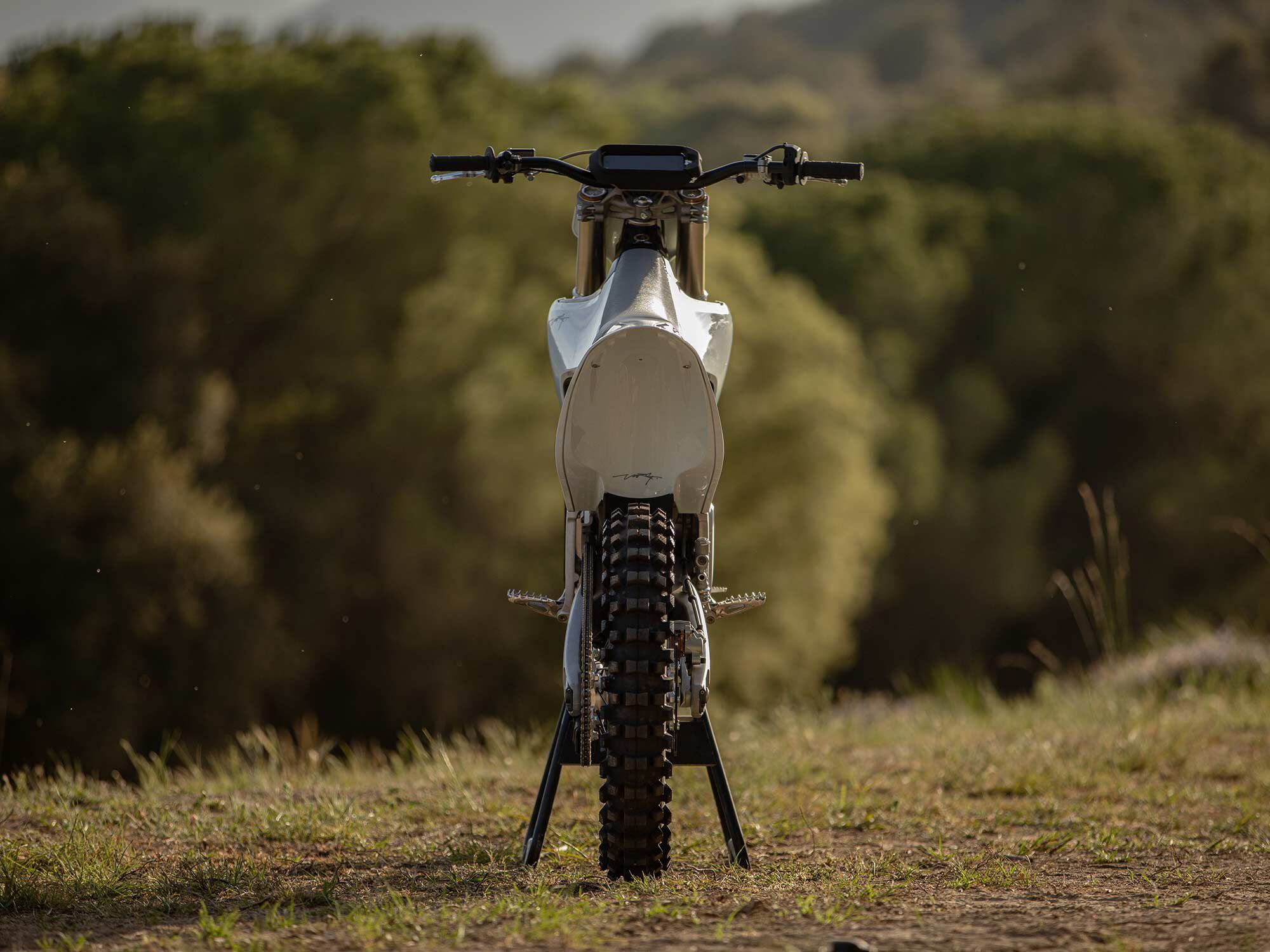 It’s so slim it may be hard to get a grip on the Varg for some riders.