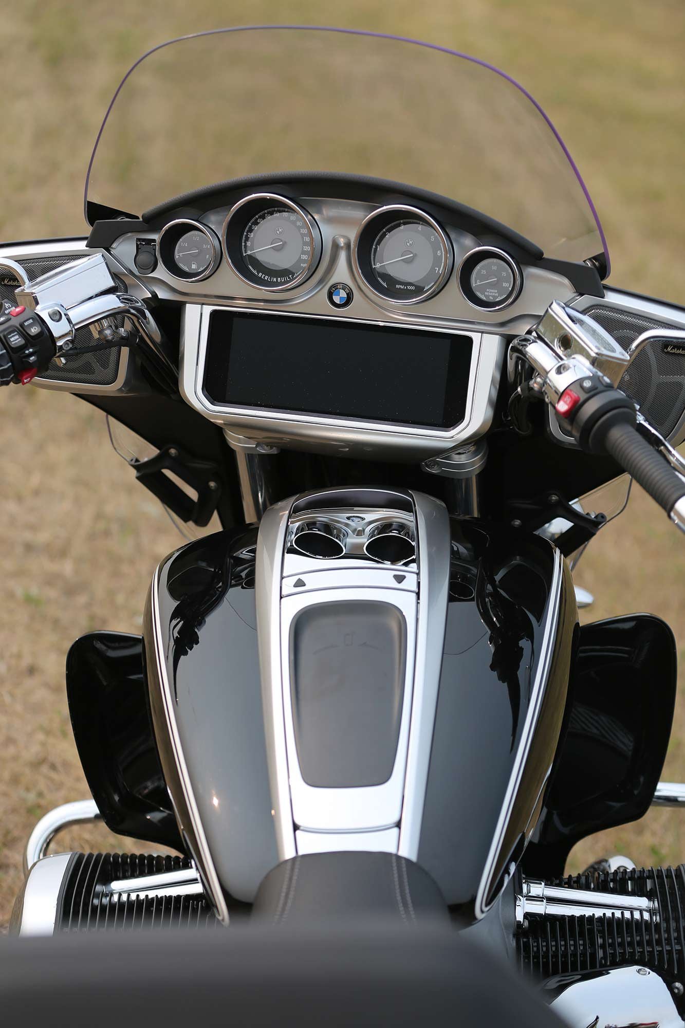 The view from the R 18 Transcontinental’s cockpit is a juxtaposition of technology and tradition—but it works.