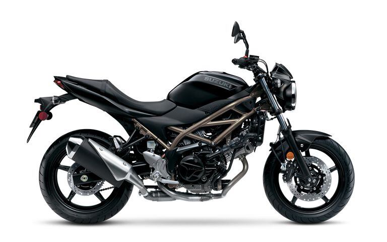 A narrow seat and wide handlebar give the SV650 its relaxed ergonomics.