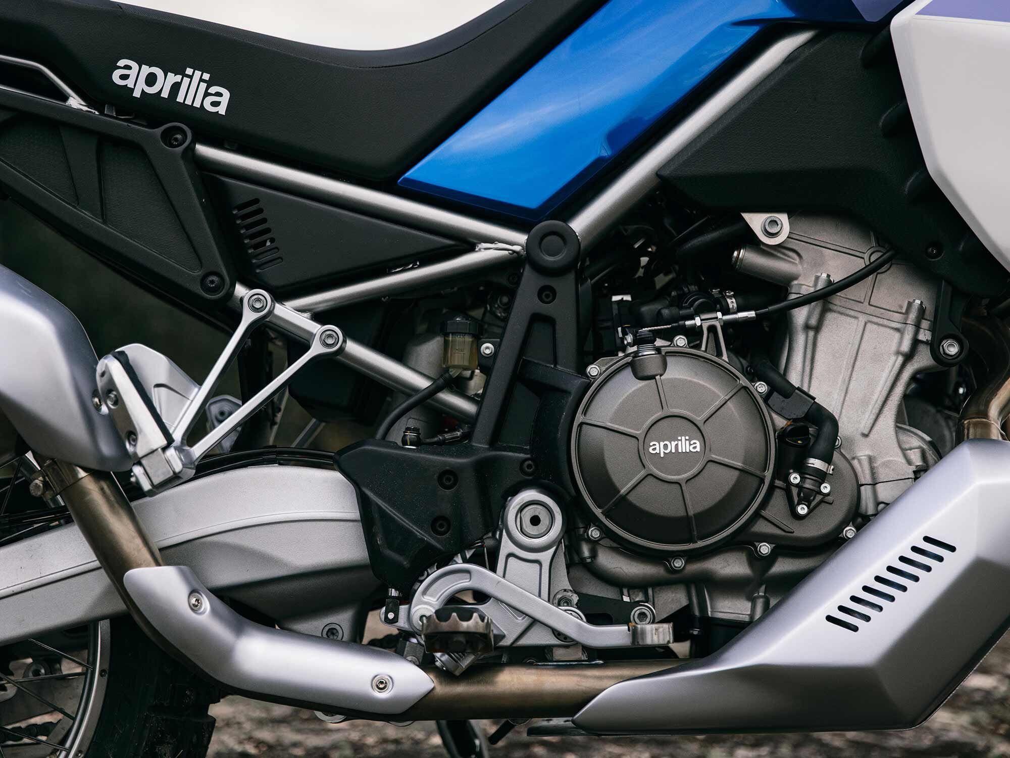 Powering the Tuareg is the same 659cc DOHC parallel twin that is used in the RS 660 and Tuono 660. Camshaft and gear ratio changes are specific to adventure duty.