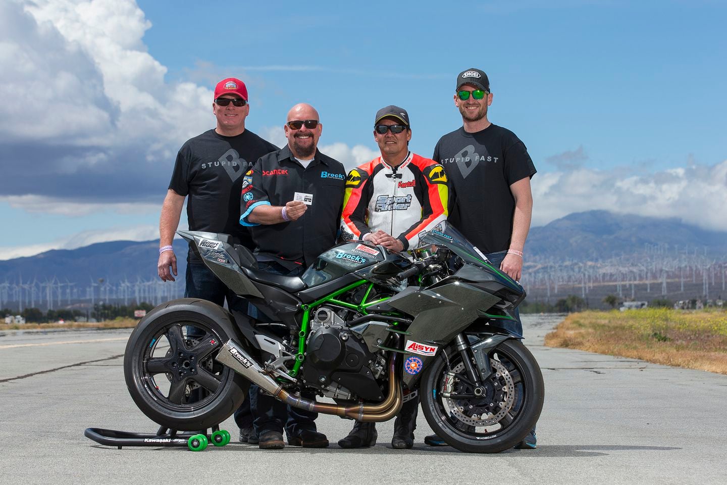 Video High Speed Running Kawasaki s Ninja H2 to 226.9 mph Cycle World