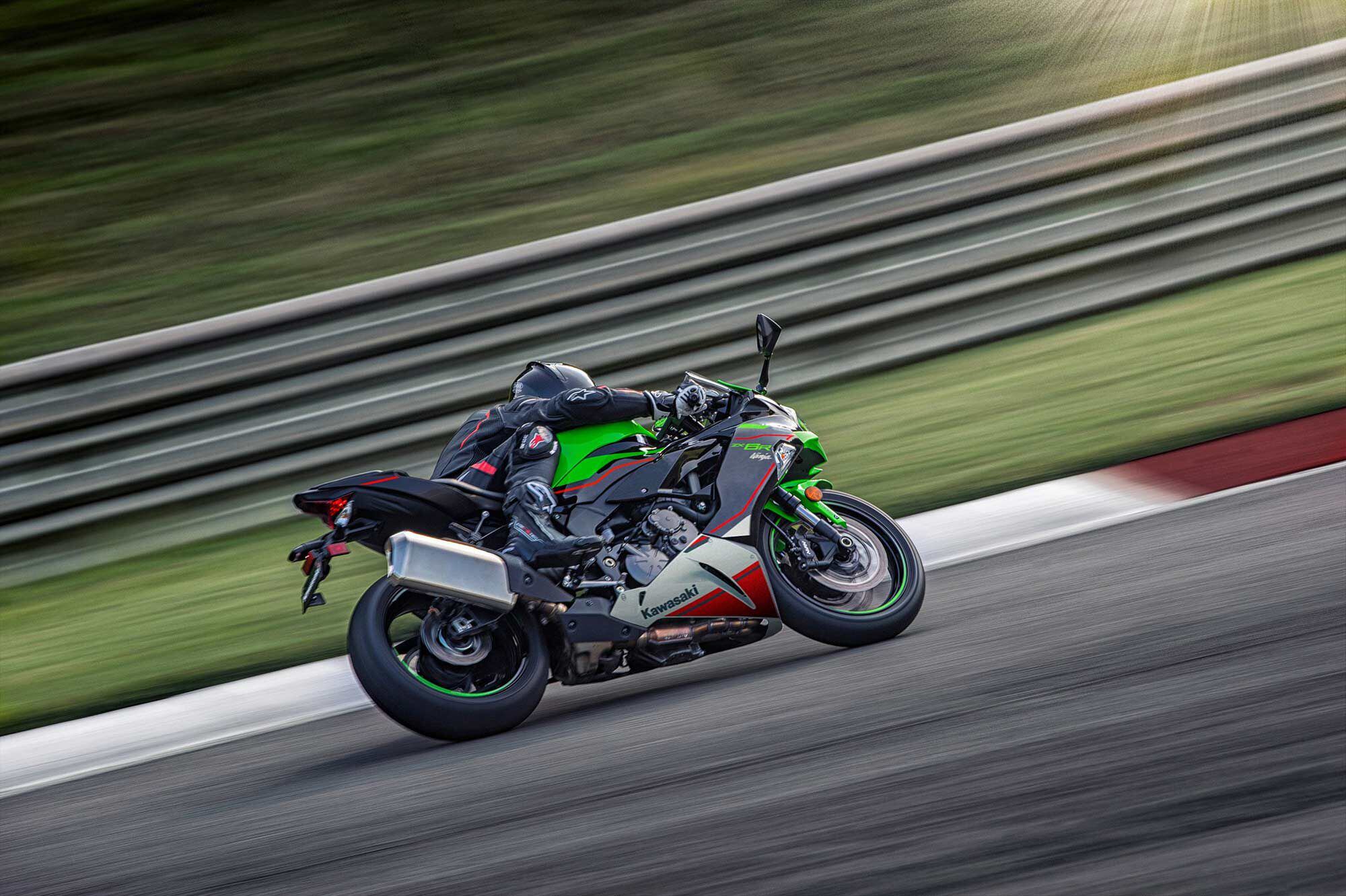 2021 Kawasaki Ninja ZX-6R.