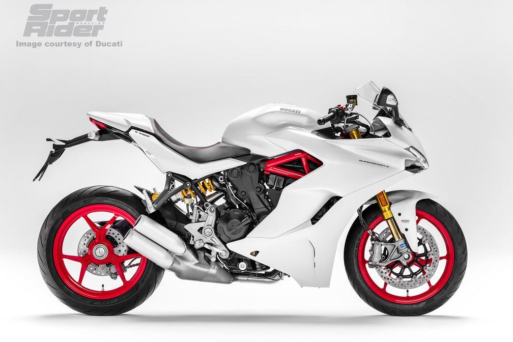 Updated With Video 2017 Ducati Supersport First Look Cycle World 2017 Ducati Supersport S
