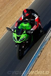 2013 Kawasaki Ninja ZX-6R 636 First Ride Review | Cycle World