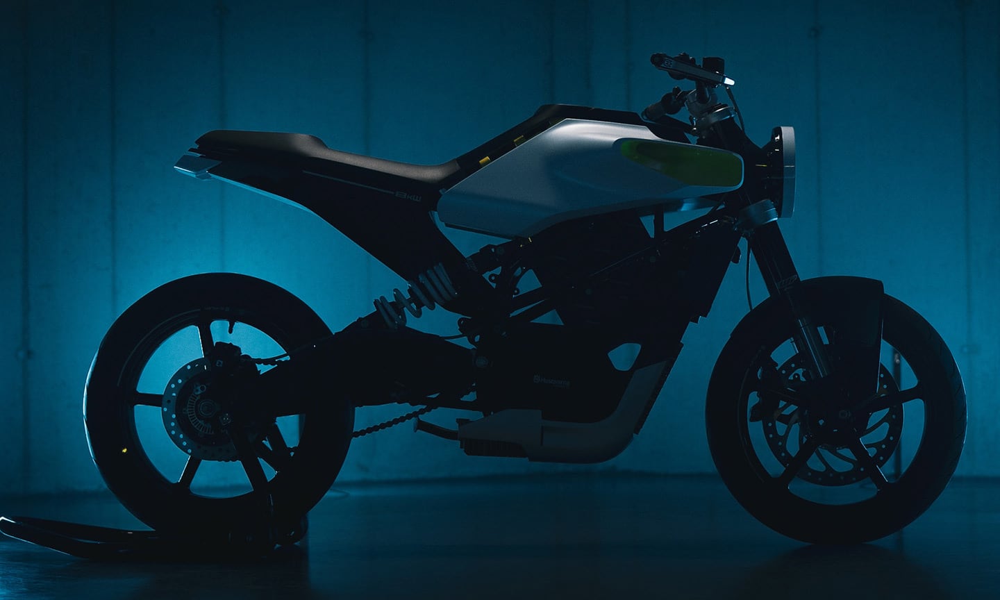The Husqvarna E-Pilen, based on the 390 Duke’s chassis, has for the time being been put on the back burner, but is likely not dead.