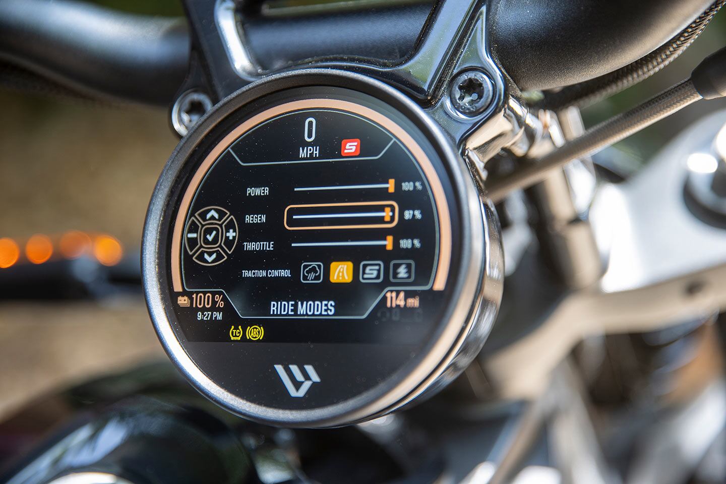 Customizable ride modes offer adjustment on throttle, regen, power, ABS, and traction control.