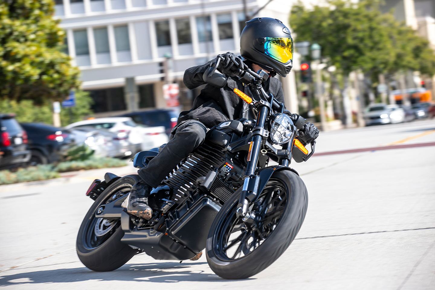 Rapid acceleration and nimble, intuitive handling make the Mulholland an excellent choice for around-town errands and navigating high-traffic areas.