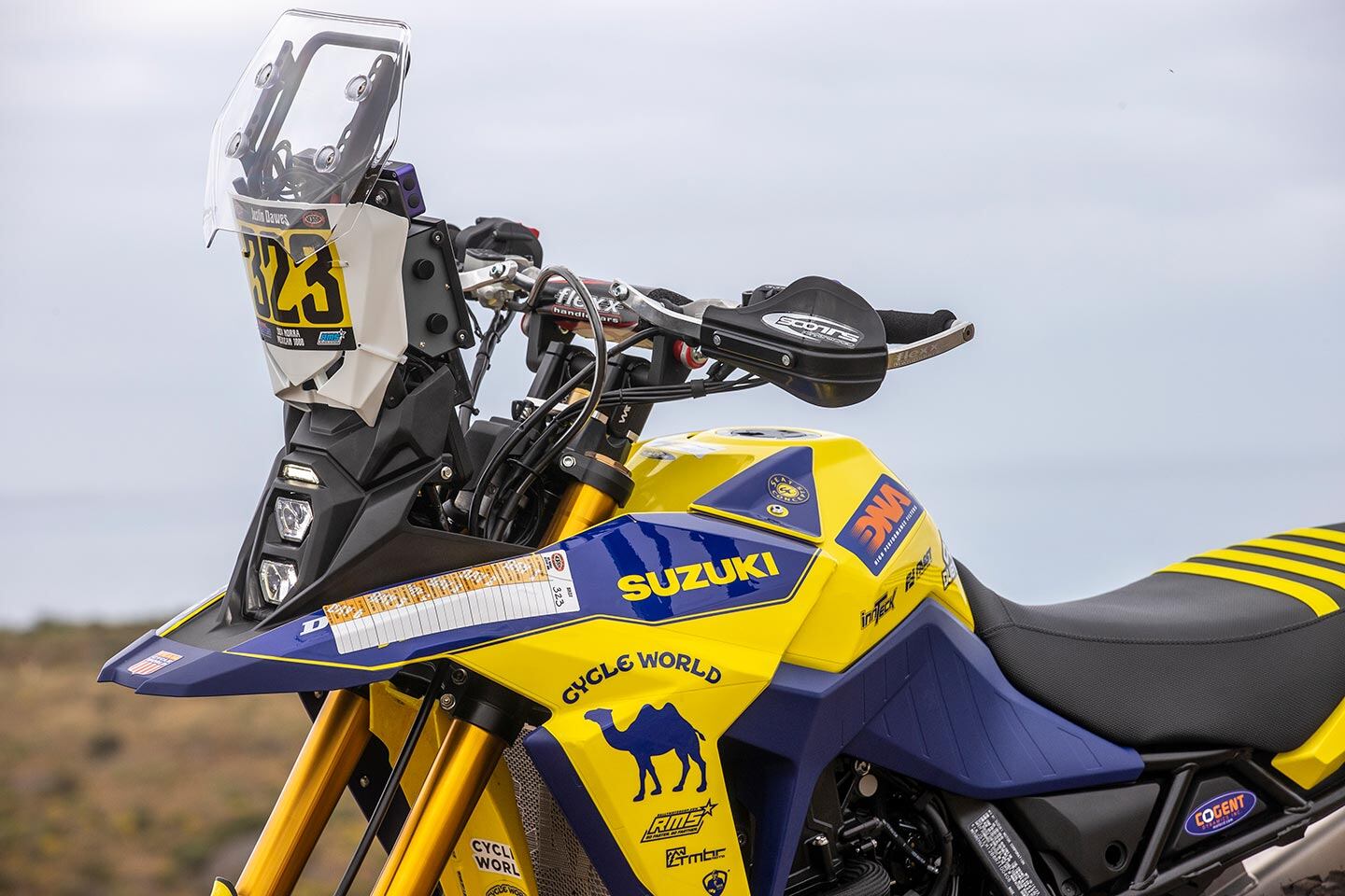 The 800DE’s Rally Tower was built off of the stock fairing stay.
