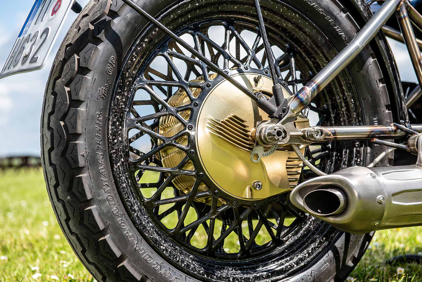Forged carbon wheels feature laced carbon spokes. Every detail on the Praga ZS 800 is an eyeful.